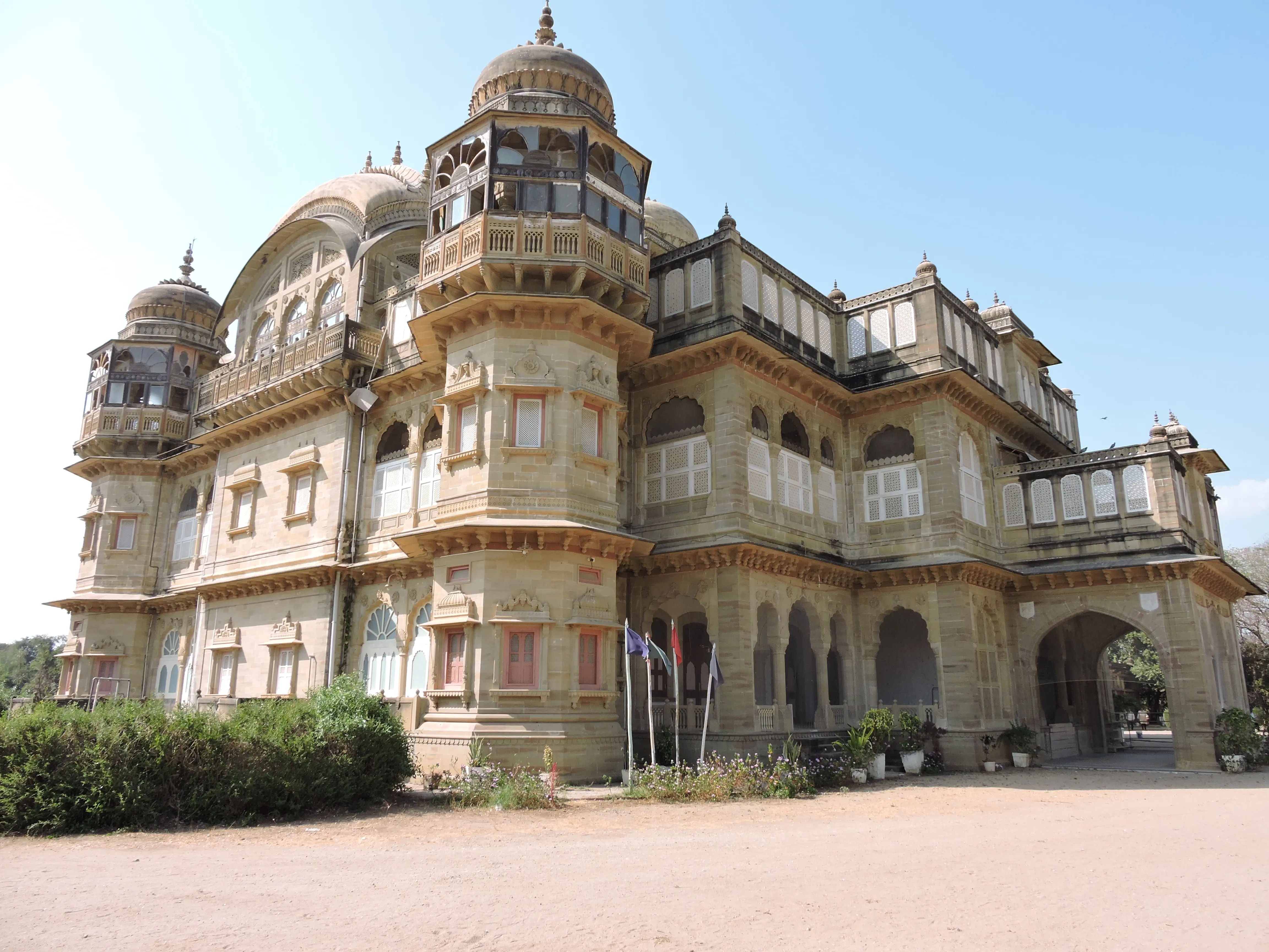 Vijay Vilas Palace - Dome Architecture